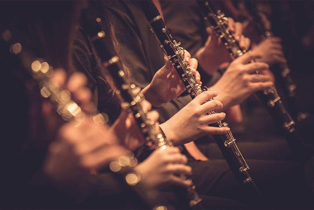 Das Bild der Musikschule Odenwald zeigt 3 bespielte Klarinetten