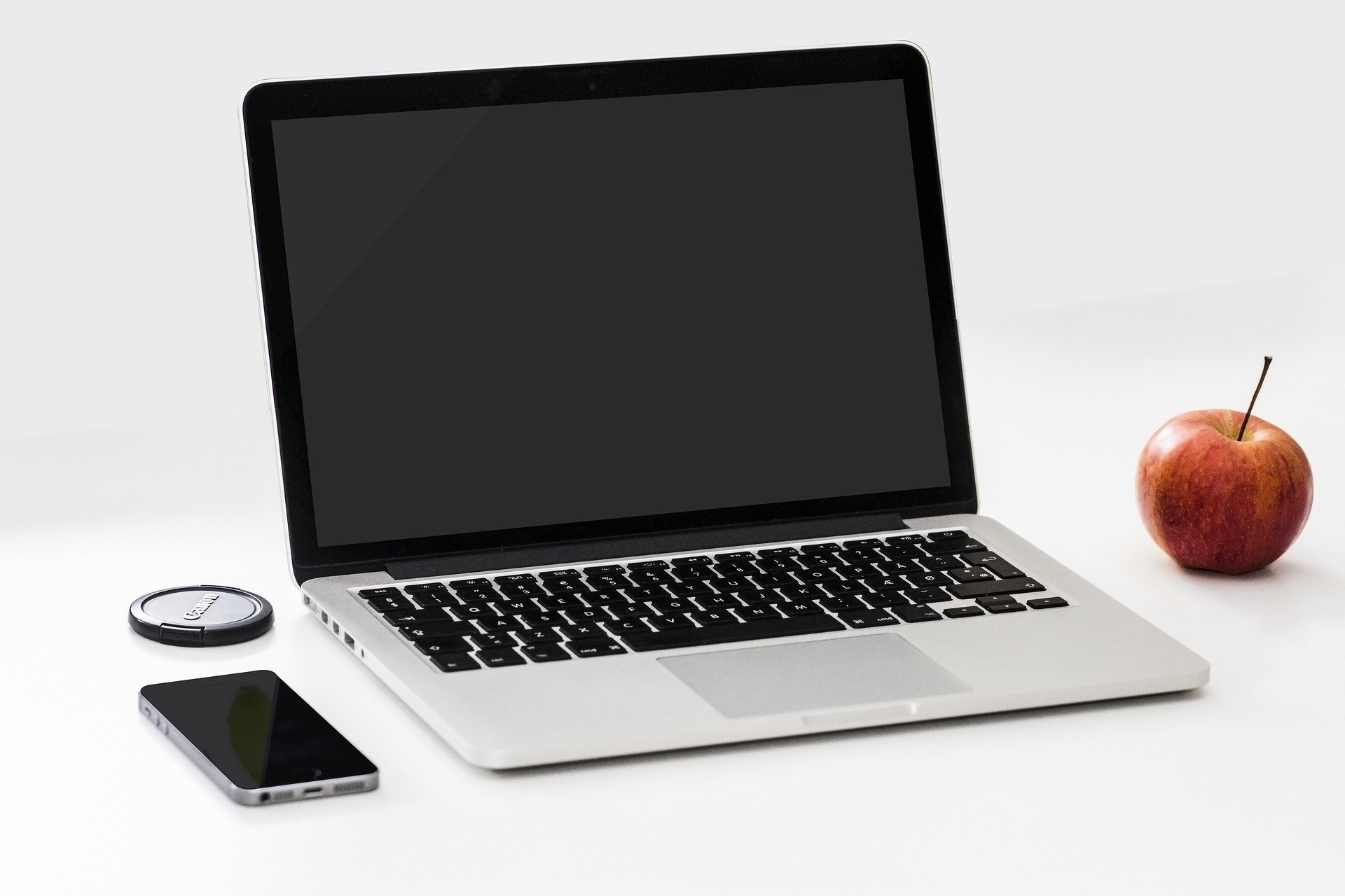 pexels-apple-1282241_1920.jpg